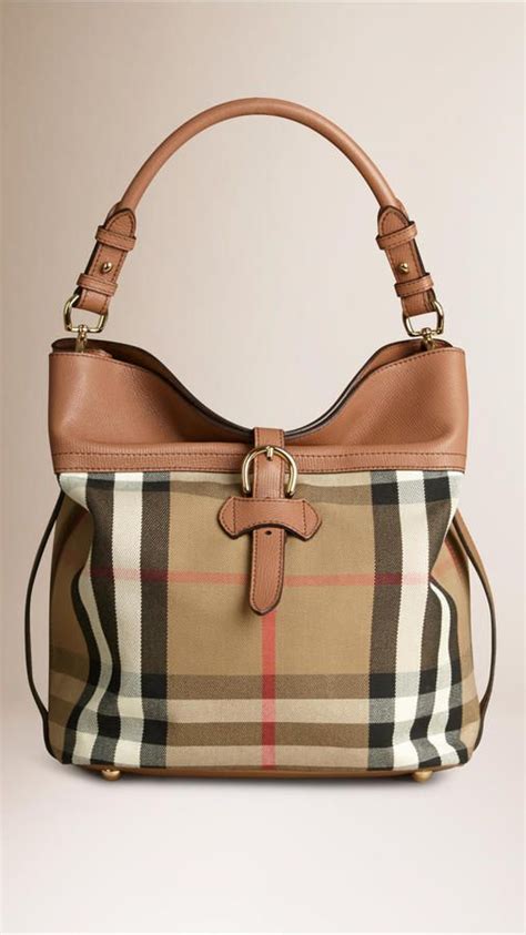 burberry başörtüsü|Burberry official website.